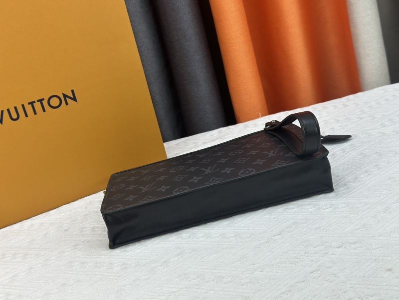 Louis Vuitton Clutch Bags